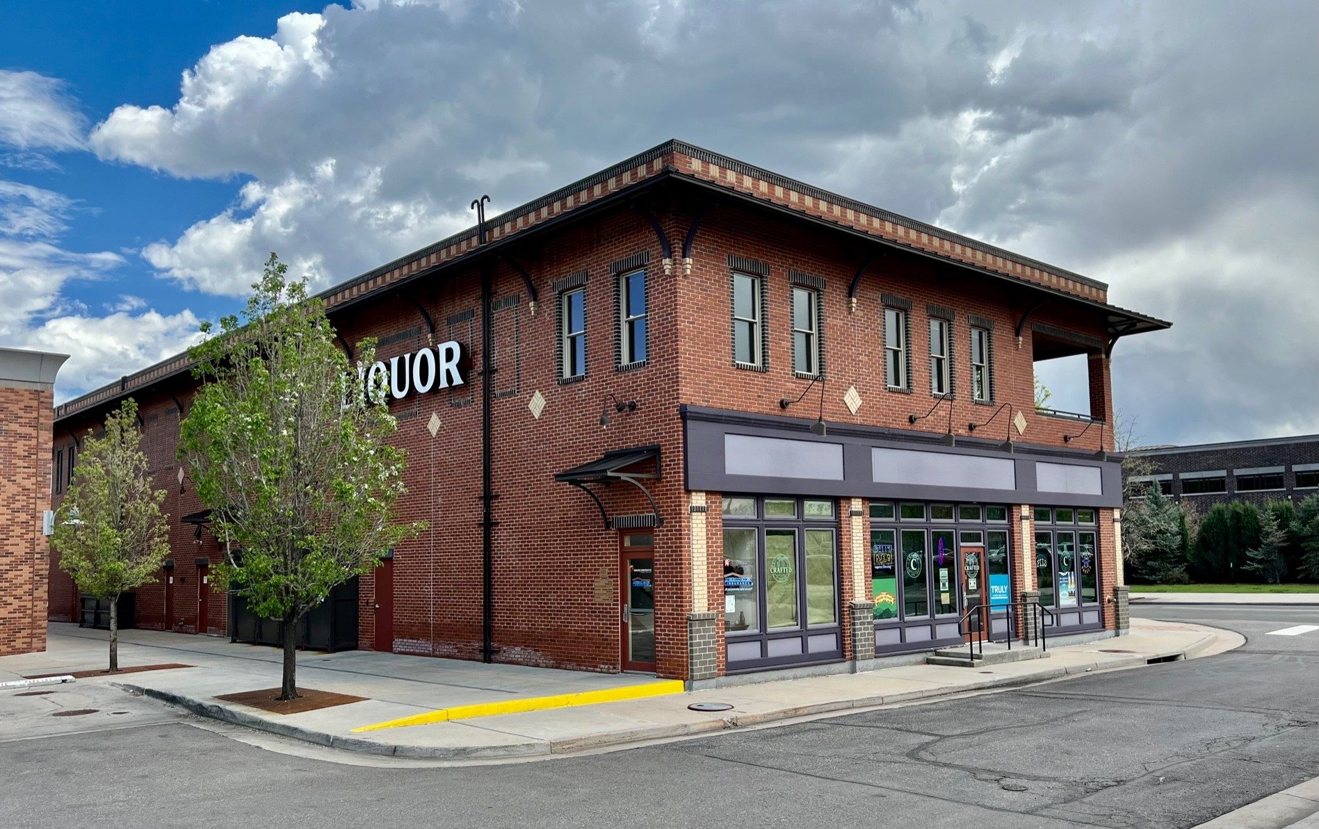 4257 Main Street — corner retail building in Bradburn Village